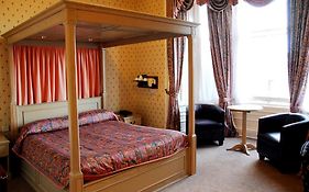 The Kveldsro House Hotel